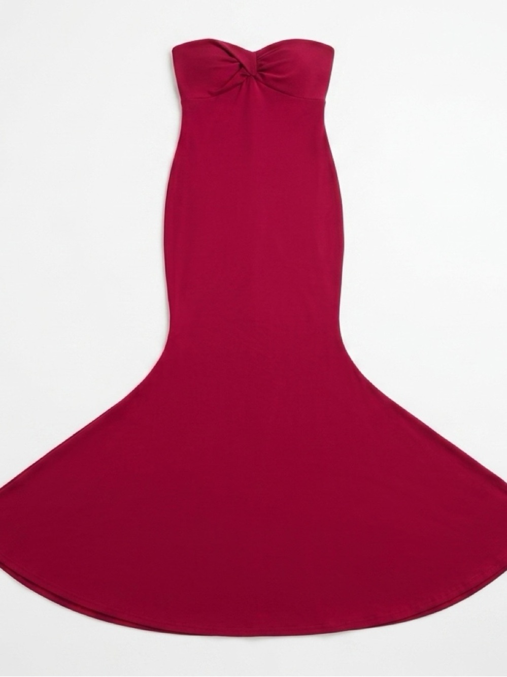 Windsor Strapless Mermaid Gown in Wine Red Size Small